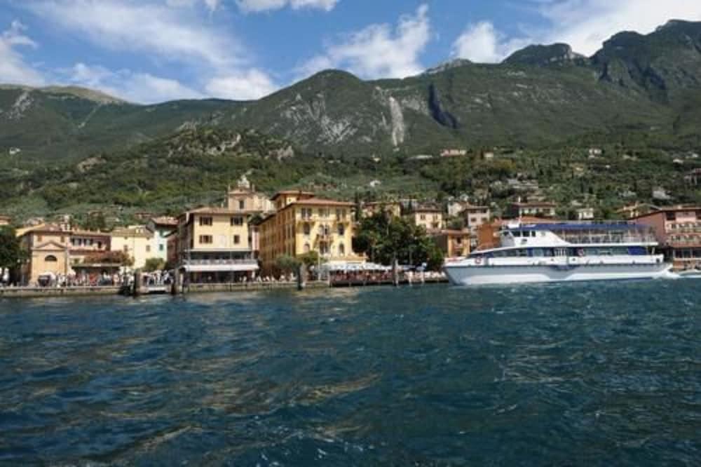 Hotel Malcesine Exterior photo