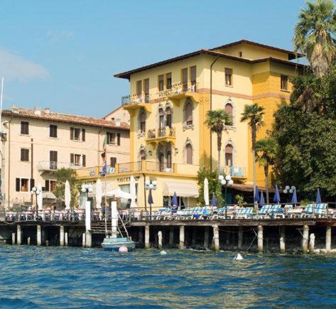 Hotel Malcesine Exterior photo