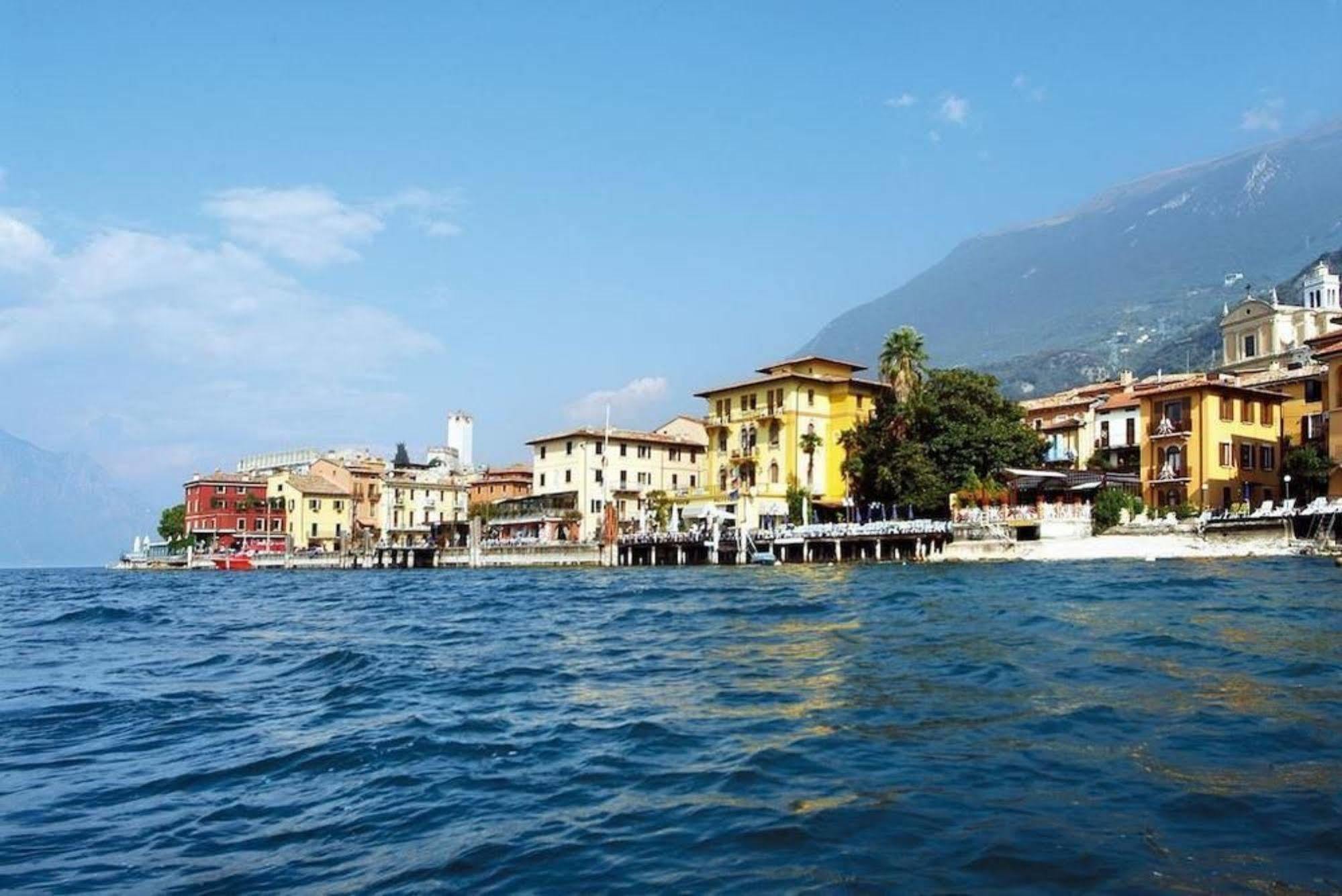 Hotel Malcesine Exterior photo